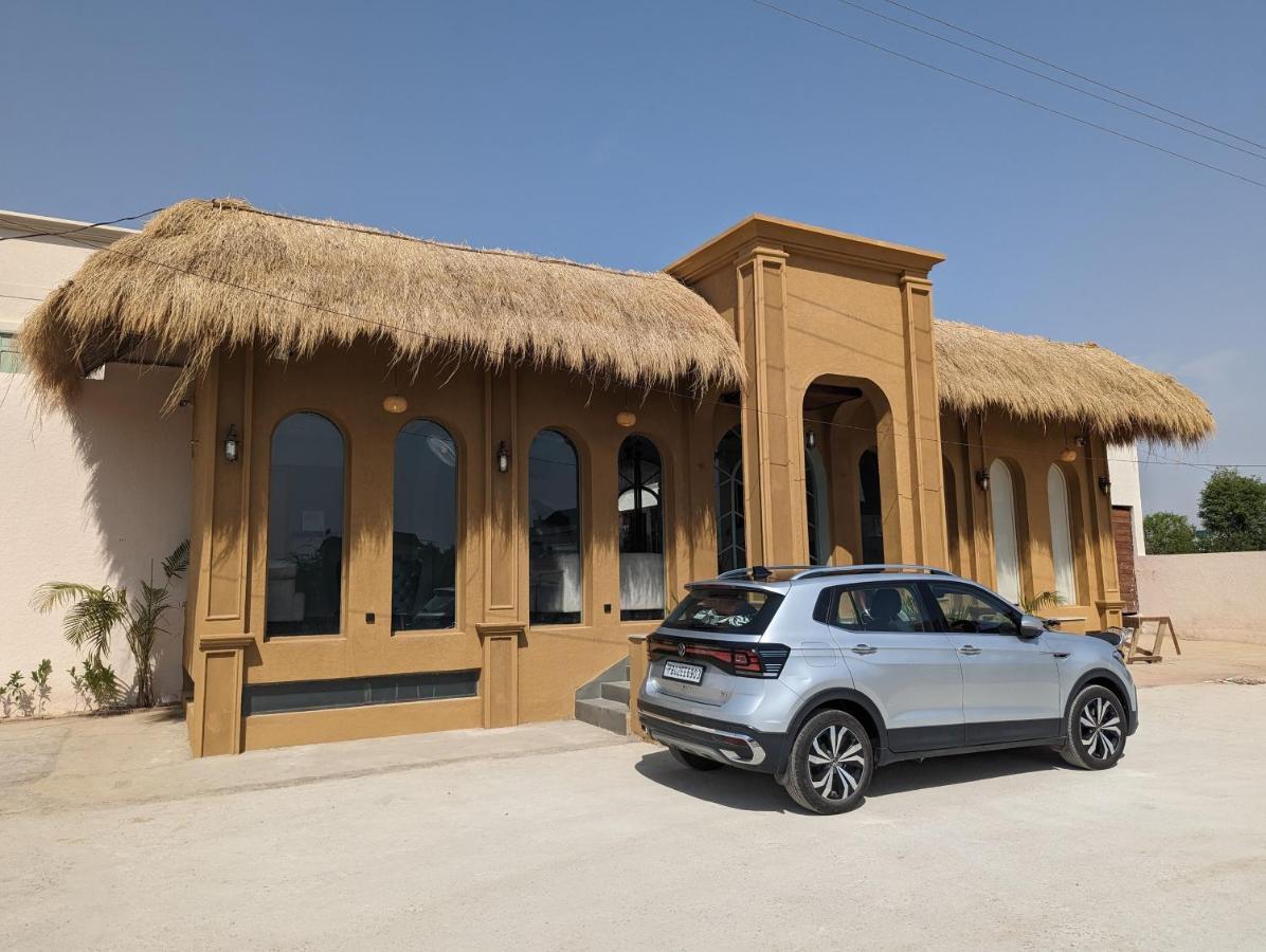 Cape House Hotel Amritsar Buitenkant foto